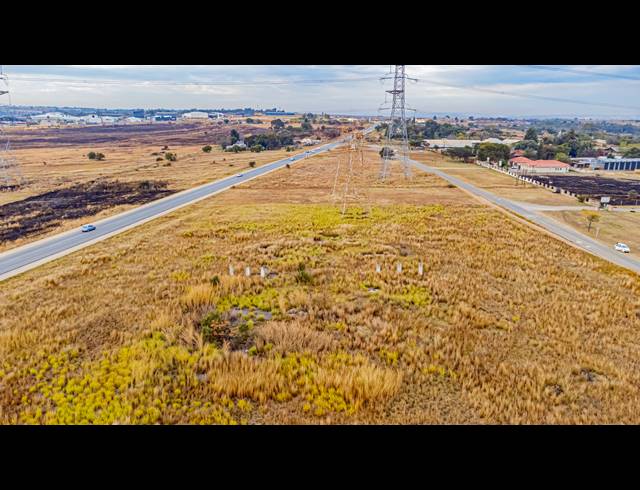 25,000M² VACANT LAND FOR SALE IN LAEZONIA